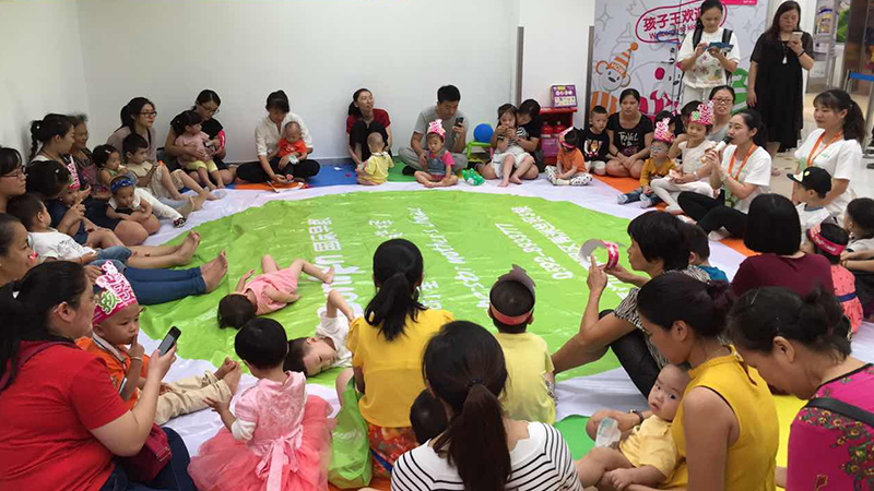 BBunion国际早教厦门世贸中心活动花絮：十月萌宝生日会
